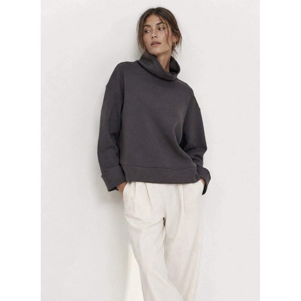 SPANX AirEssentials Turtleneck Pullover Sweatshirt Charcoal Gray Medium Soft
